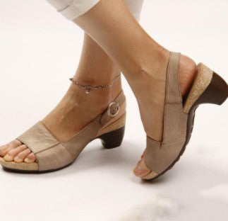 Sandales mi-hautes pour femmes