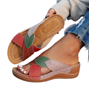 Sandales à semelles épaisses pour femme, à lanières croisées et bout ouvert, couleurs assorties