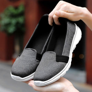 chaussures confortables à enfiler  pour femmes