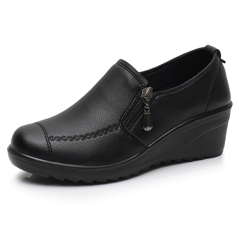 Chaussures à talons compensés en cuir pour femmes