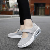 Chaussures Velcro confortables et antidérapantes pour femmes