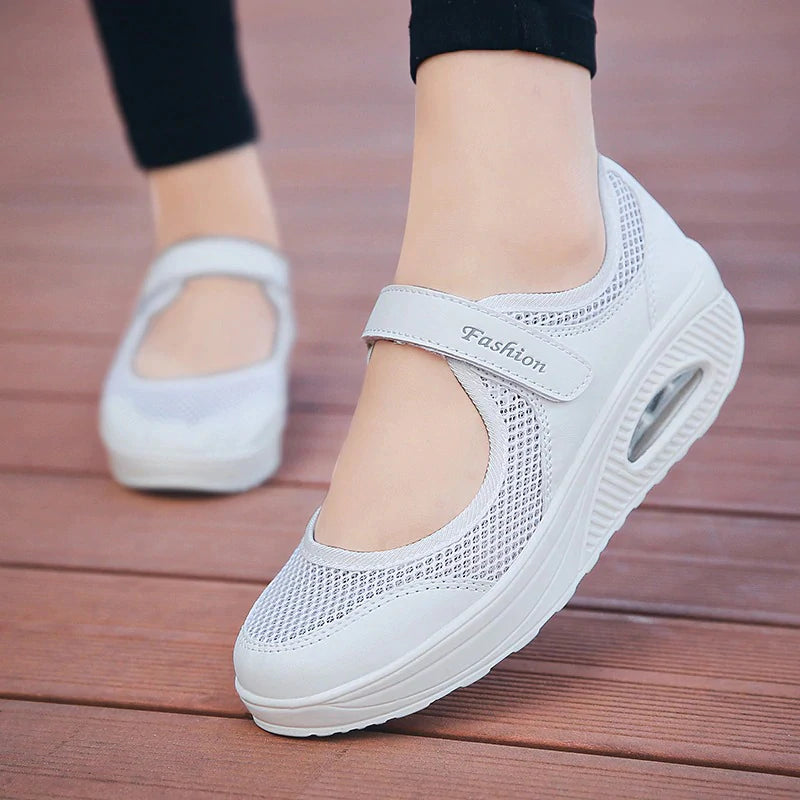 Chaussures Velcro confortables et antidérapantes pour femmes